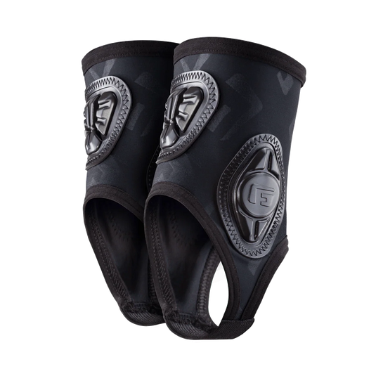 G-FORM PRO ANKLE GUARDS BLACK-BLACK