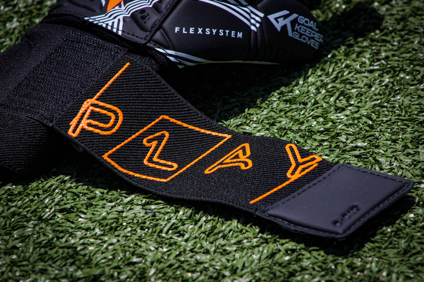 GUANTES DE PORTERO RINAT P1AY INSANE PRIME